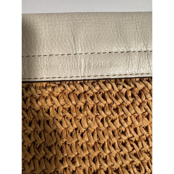 Michael Kors Naomi Straw Ivory Shoulder Bag Preowned Small - Picture 10 of 12